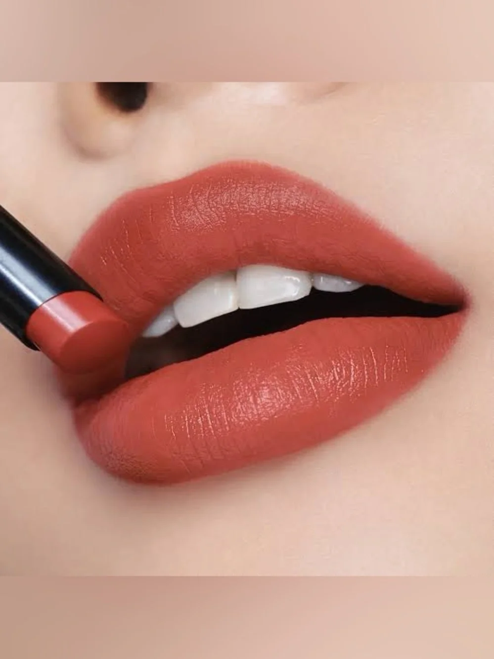 MAC • Powder Kiss Velvet Blur Slim Matte Lipstick • 876 Nice Spice • New in Box